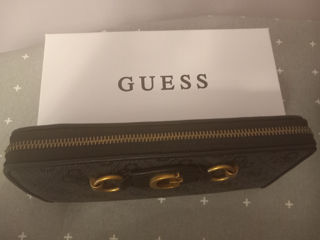 Portmoneu Guess nou original cu eticheta procurat din Italia 1350 lei foto 3