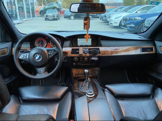 BMW 5 Series foto 9