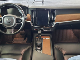 Volvo S90 фото 3