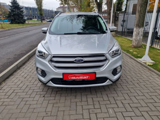 Ford Kuga foto 2