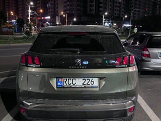 Peugeot 3008 foto 2