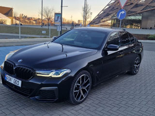 BMW 5 Series foto 2