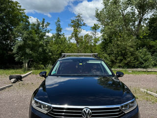 Volkswagen Passat foto 2