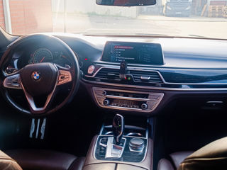 BMW 7 Series foto 9