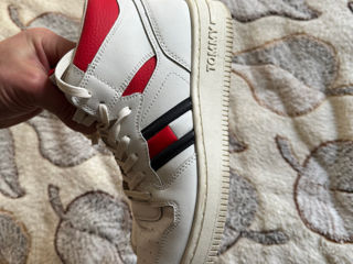 Tommy Hilfiger foto 5