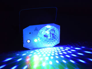 220893 cценический светильник magic ball 10w/proiector laser/livrare gratuita/900 lei