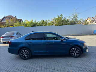 Volkswagen Jetta foto 6