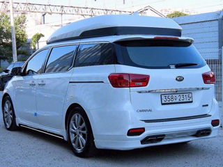 KIA Carnival foto 3