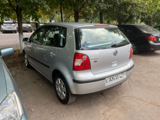 Volkswagen Polo foto 4