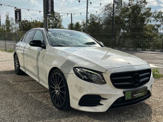 Mercedes E-Class foto 1