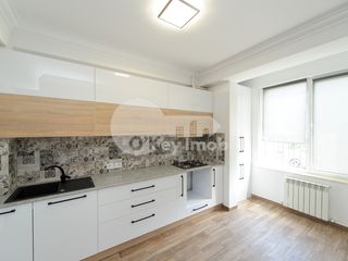 Apartament cu 2 camere în bloc nou, Centru, 420 € ! foto 6