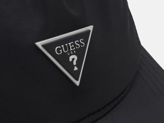 Guess foto 2