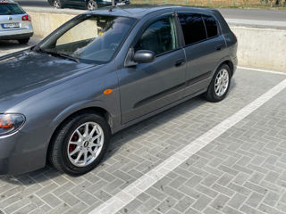 Nissan Almera foto 3