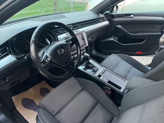Volkswagen Passat foto 9