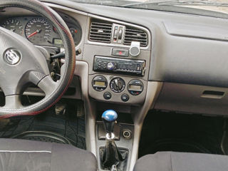 Nissan Primera foto 6