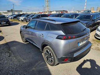 Peugeot 2008 foto 8