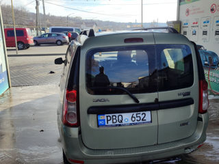 Dacia Logan foto 2