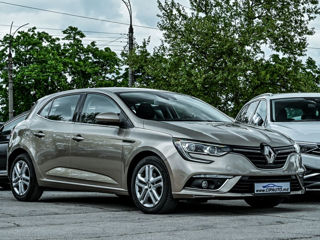 Renault Megane foto 1