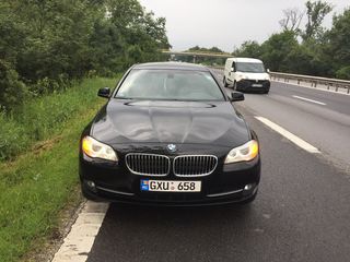 BMW 5 Series foto 10