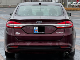 Ford Fusion foto 5