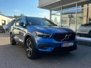 Volvo XC40 foto 2