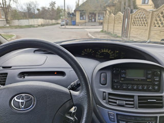 Toyota Previa foto 9