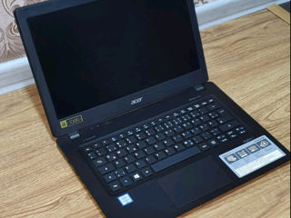 Acer Aspire V13 I5-6267U foto 1