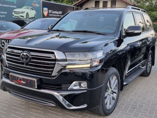 Toyota Land Cruiser foto 1