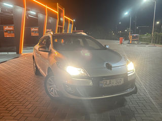 Renault Megane foto 2