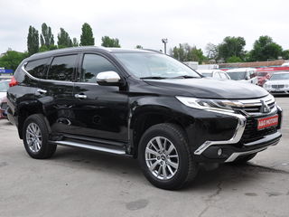 Mitsubishi Pajero Sport foto 3