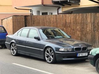 BMW 7 Series foto 6