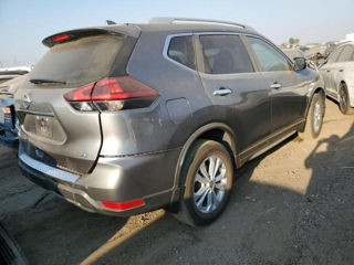 Nissan Rogue foto 4