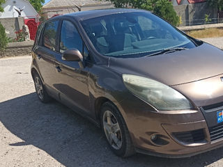 Renault Scenic foto 2