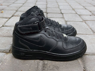 Nike Air Force 1 Mid Black. Размер 34. Оригинал. В  идеальном состоянии. foto 6