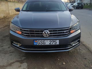 Volkswagen Passat foto 4