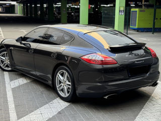 Porsche Panamera foto 3