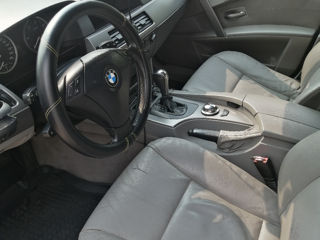 BMW 5 Series foto 4