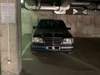 Mercedes Series (W124) foto 6