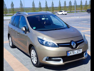 Renault Grand Scenic foto 1