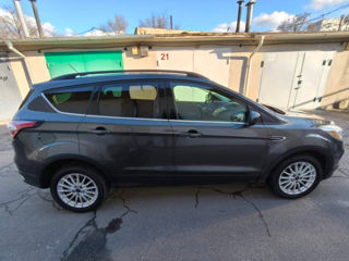 Ford Escape foto 8