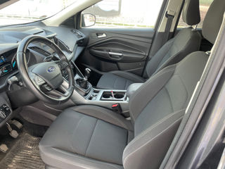 Ford Kuga foto 8