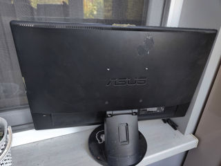 Vand Monitor Asus foto 2