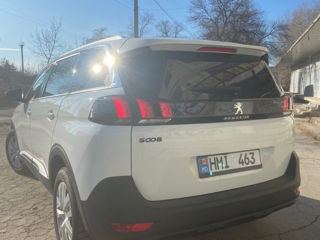 Peugeot 5008 foto 4