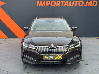 Skoda Superb foto 3