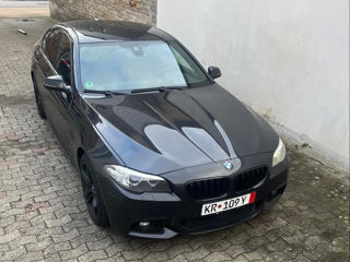 BMW 5 Series foto 5