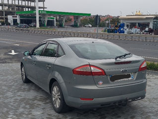 Ford Mondeo foto 10