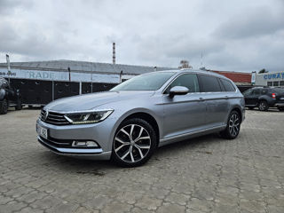 Volkswagen Passat foto 2