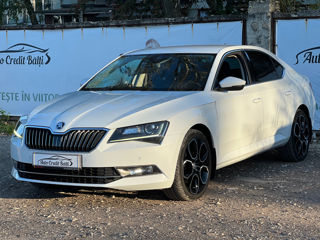 Skoda Superb foto 3