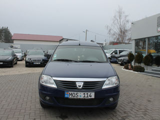 Dacia Logan foto 2