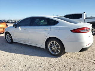 Ford Fusion foto 6